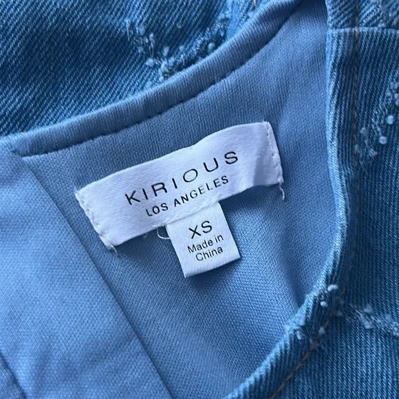Kirious Los Angeles Blue Denim Textured Zip Back Top Excellent Condition Size XS - Picture 8 of 9